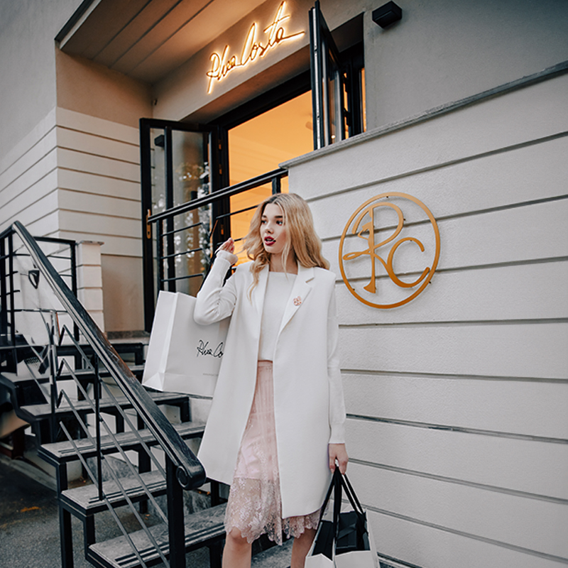 New In Collection – Rhea Costa