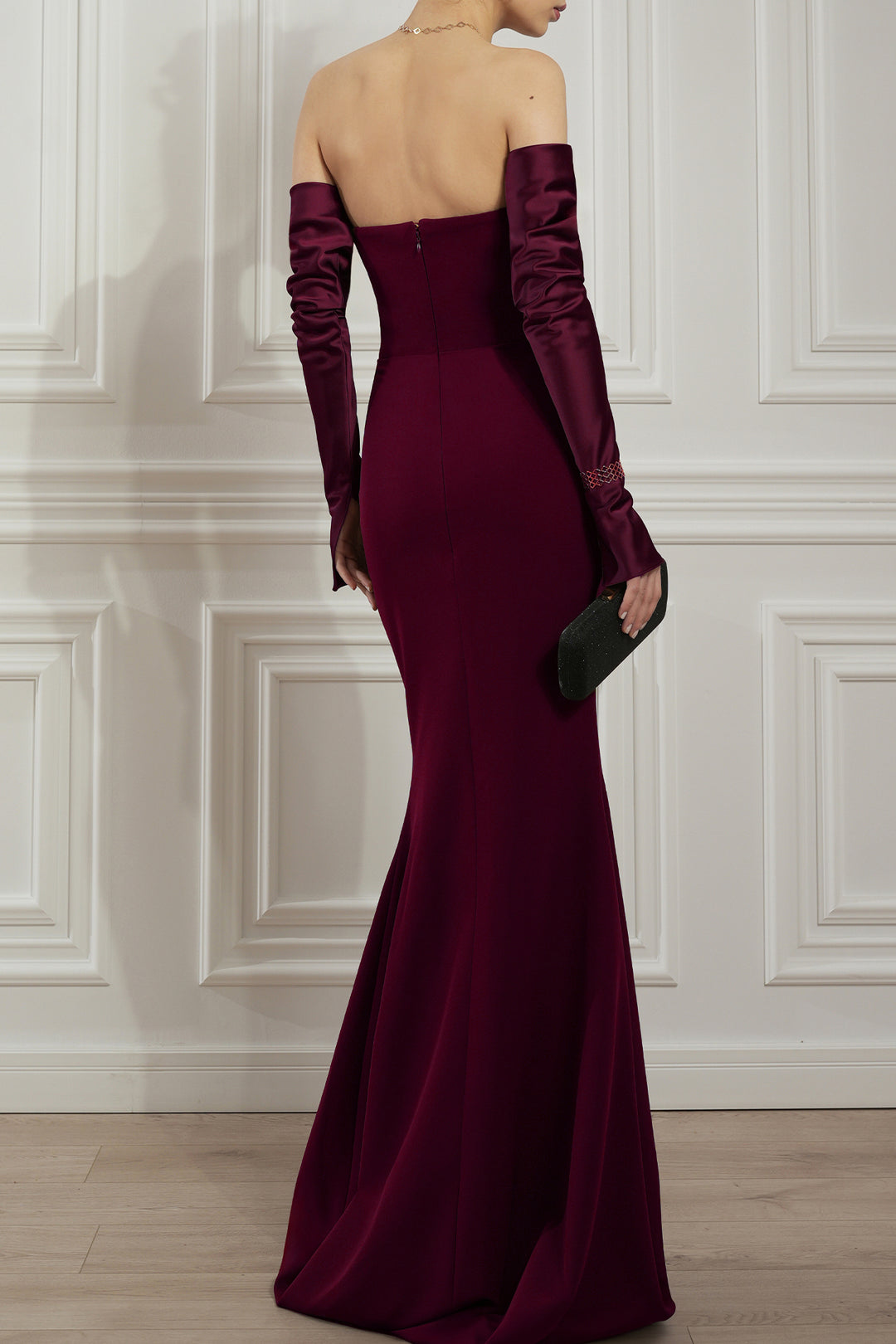 Raven Crepe Long Dress In Burgundy