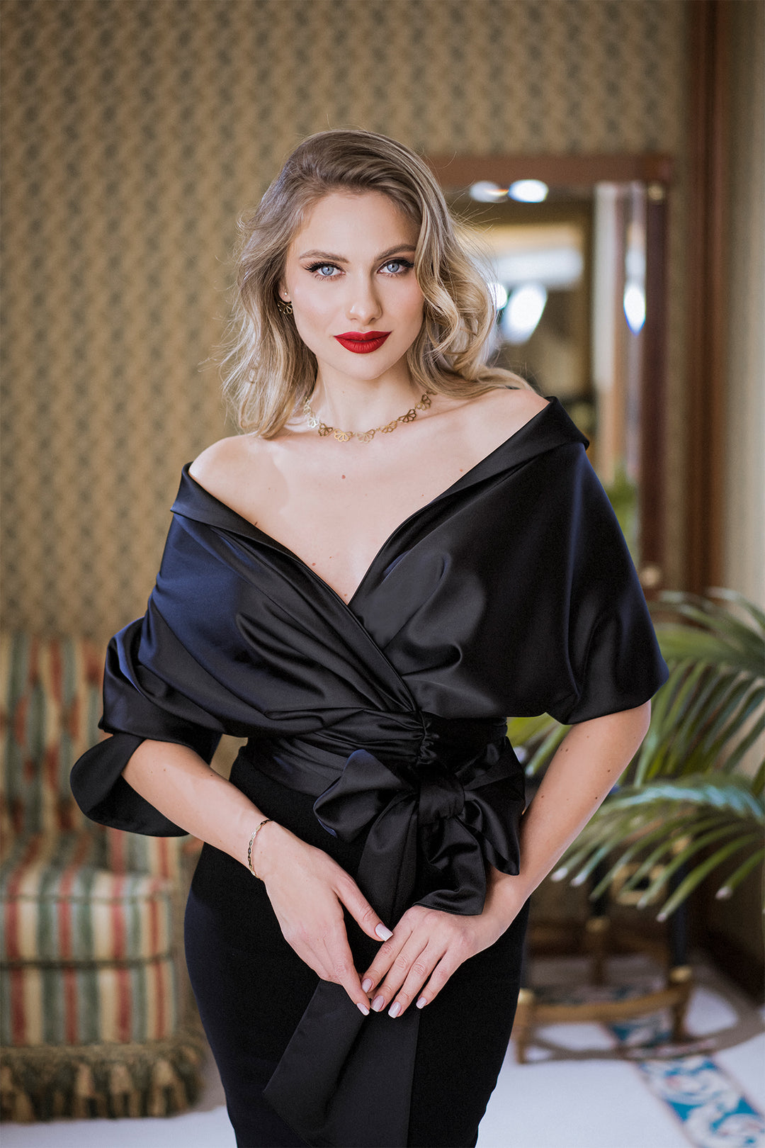 Angelina Satin Shirt In Black