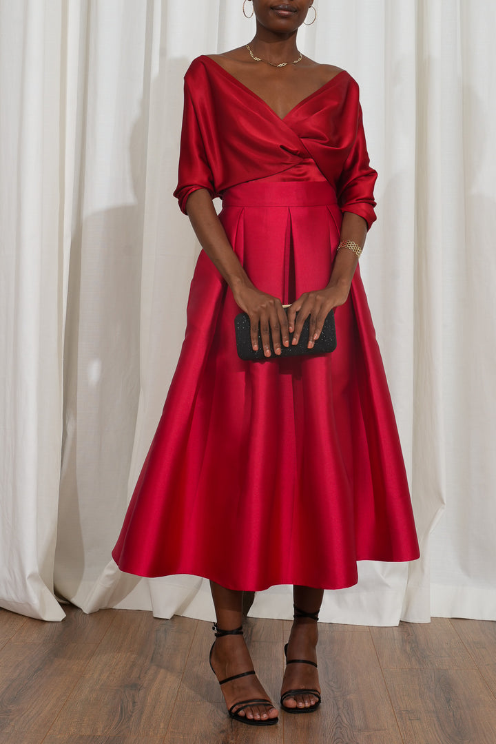 Reese Silk Top In Hot-Red