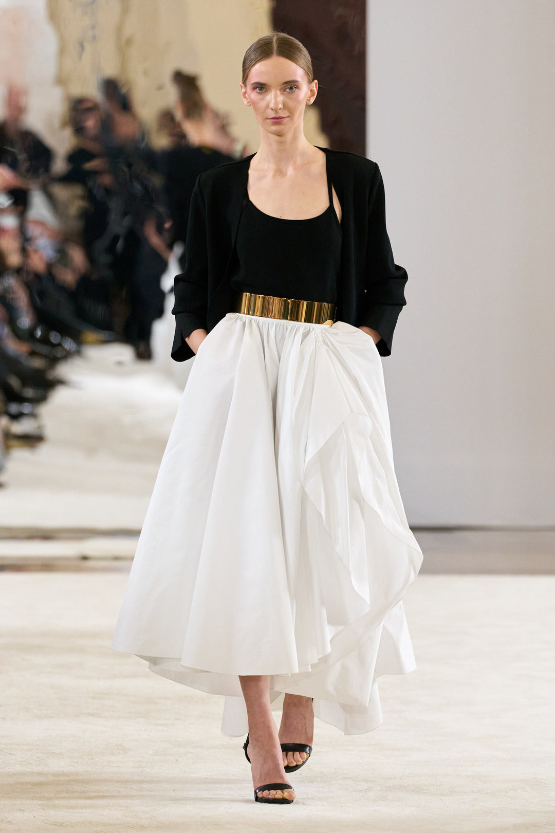 Spring Summer Collection 2025 - Rhea Costa