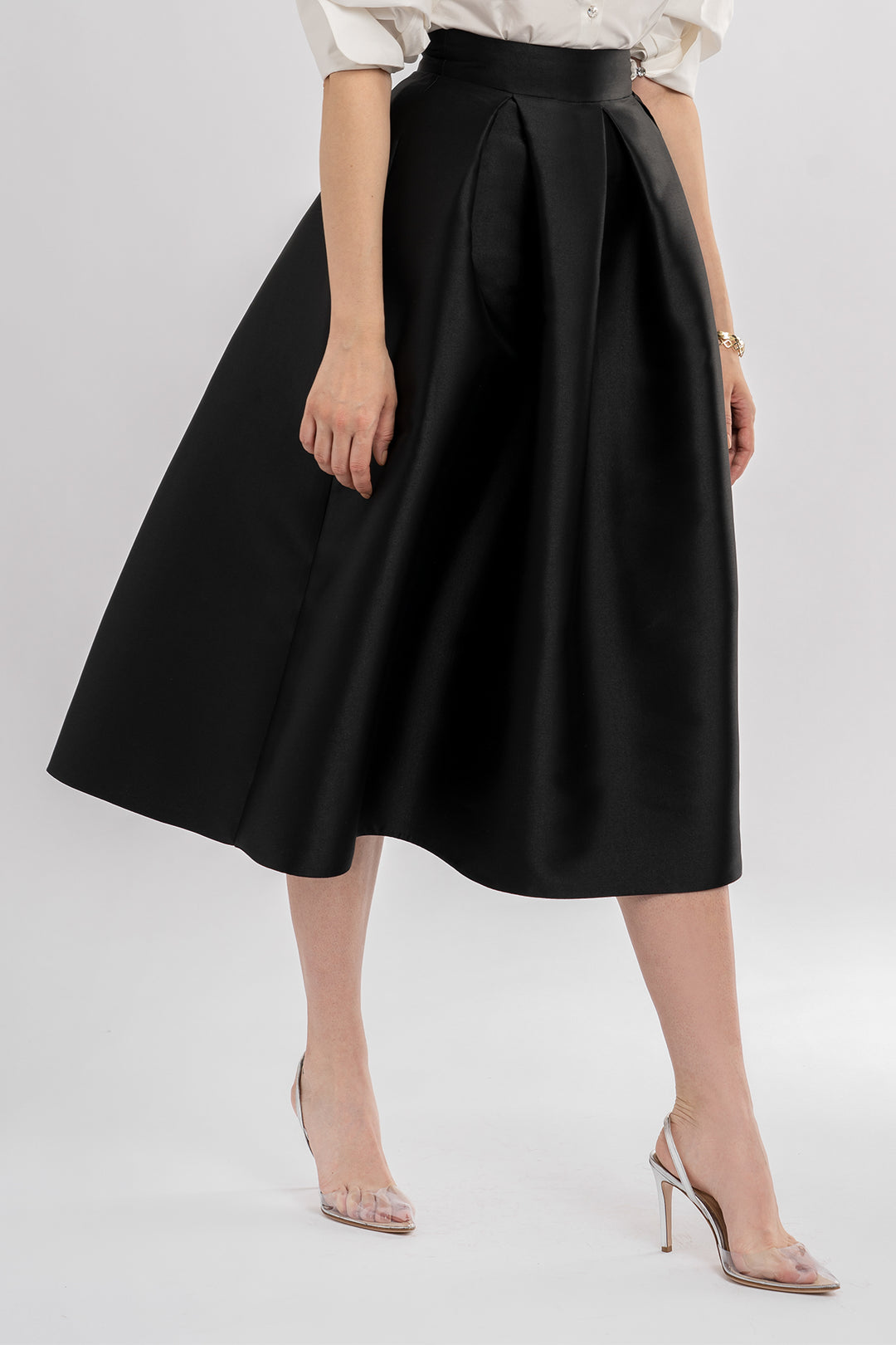 Jasmine Structured Mikado Skirt In Black