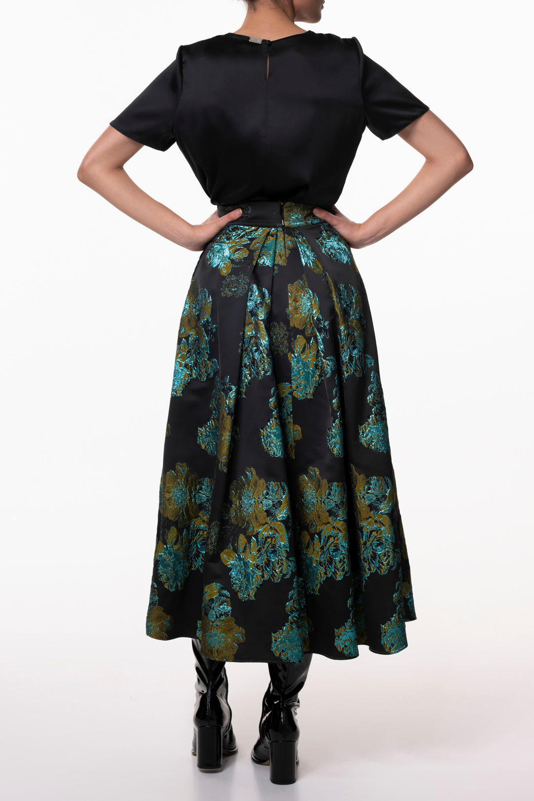 Jasmine Flower Brocade Skirt In Black Turqoise