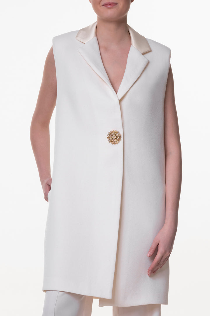 Jackie Versatile Vest In Ivory