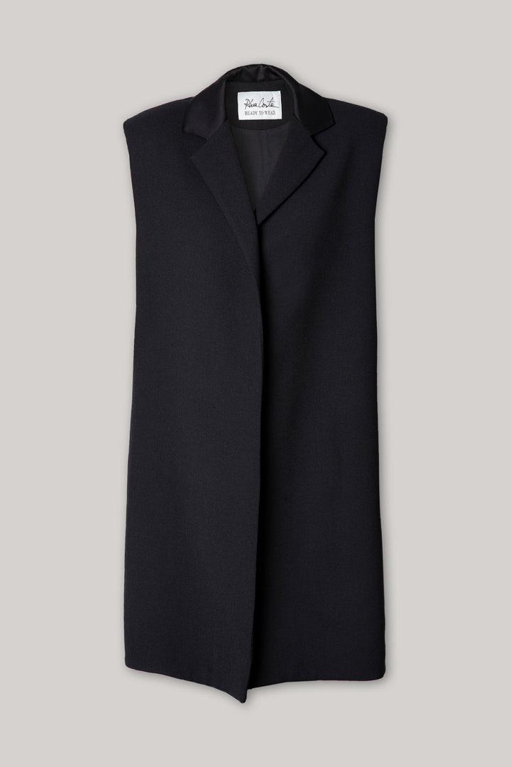 Jackie Versatile Vest In Black
