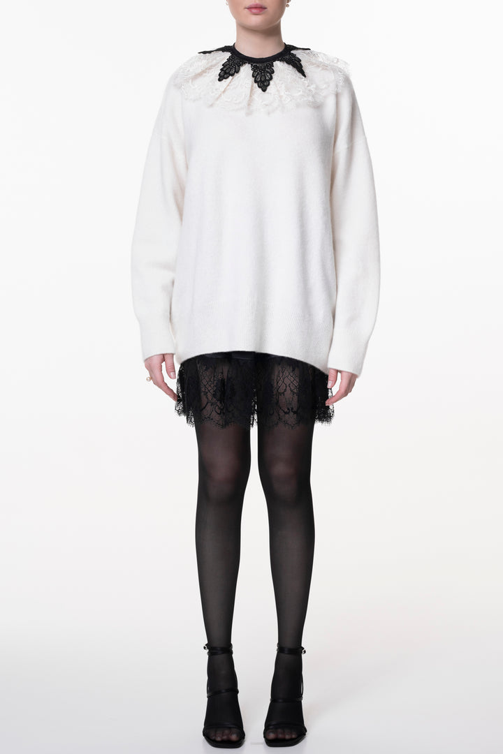 Short Silk Lace Skirt In Black