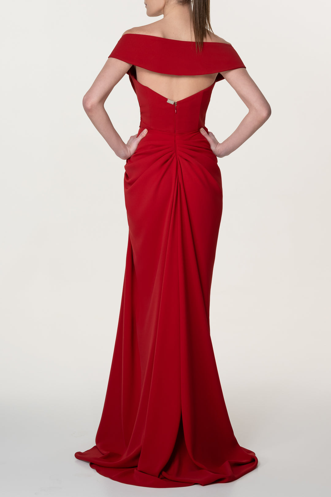 Athena Crepe Dress In Ruby-Red