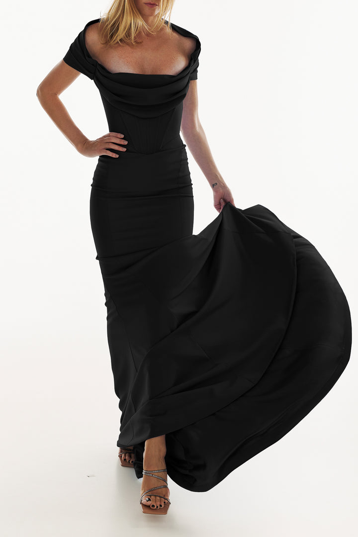 Alma Crepe Long Dress In Black