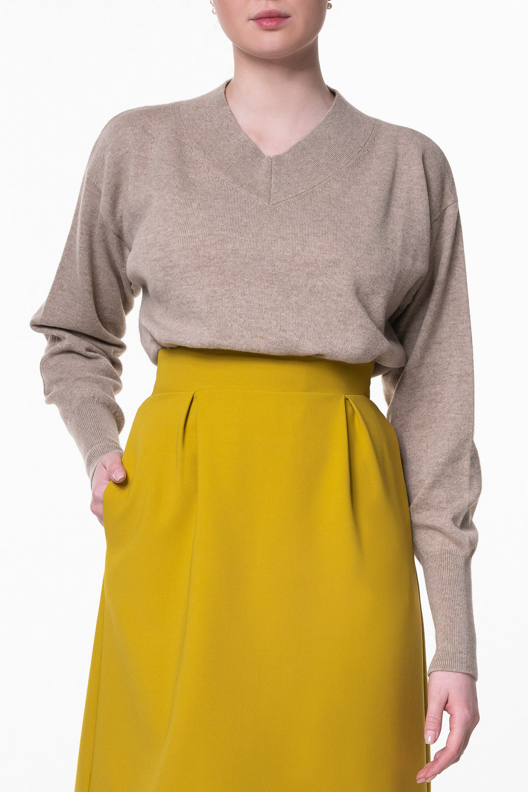 Huda V-Neck Cashmere Sweater