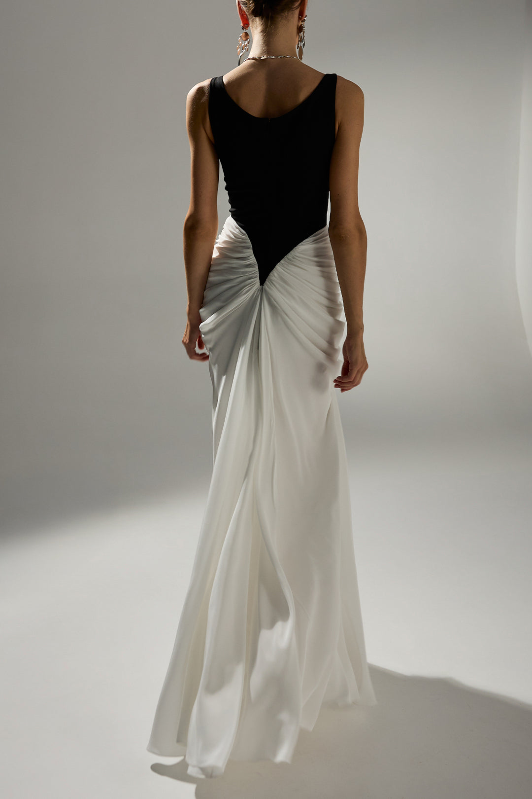 Kiara Long Dress In Black-White