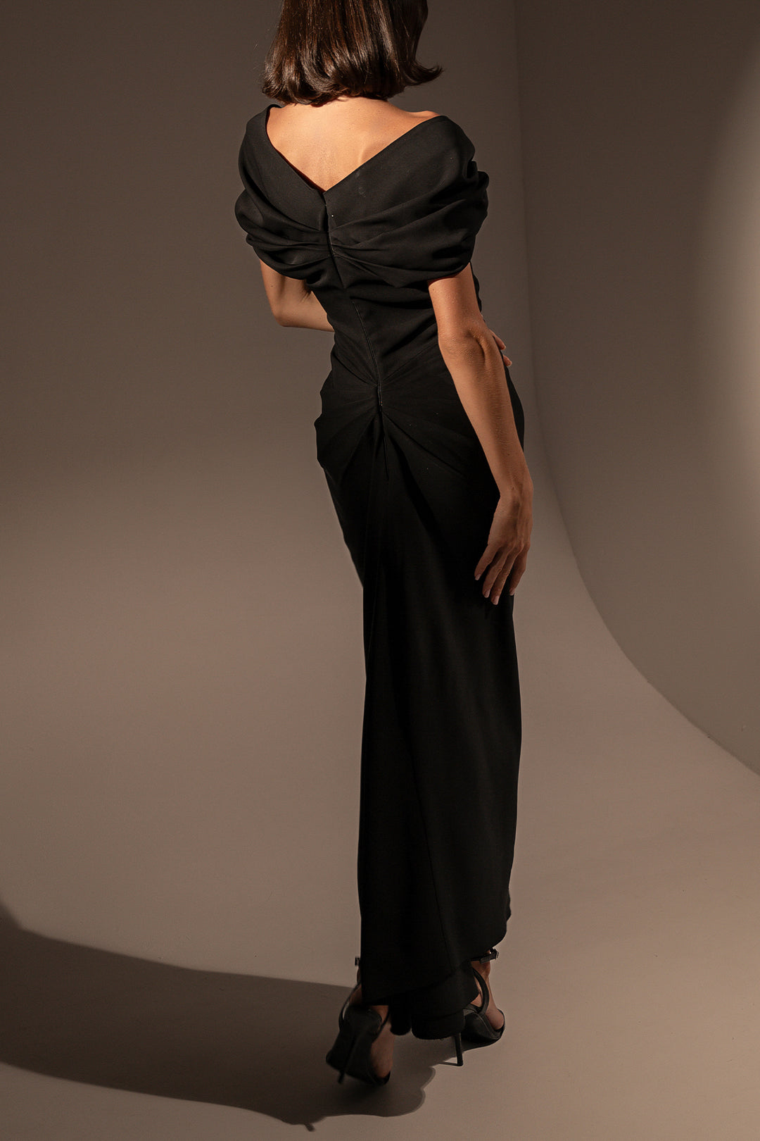 Hedy Midi Crepe Dress In Black