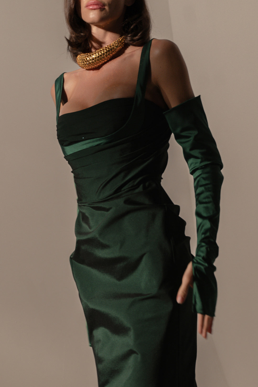 Farah Dress In Forest-Green