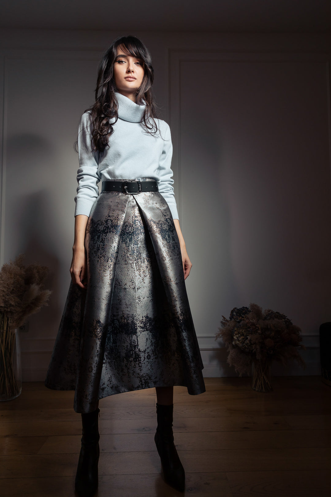 Jasmine Structured Jacquard Skirt In Gold-Grey