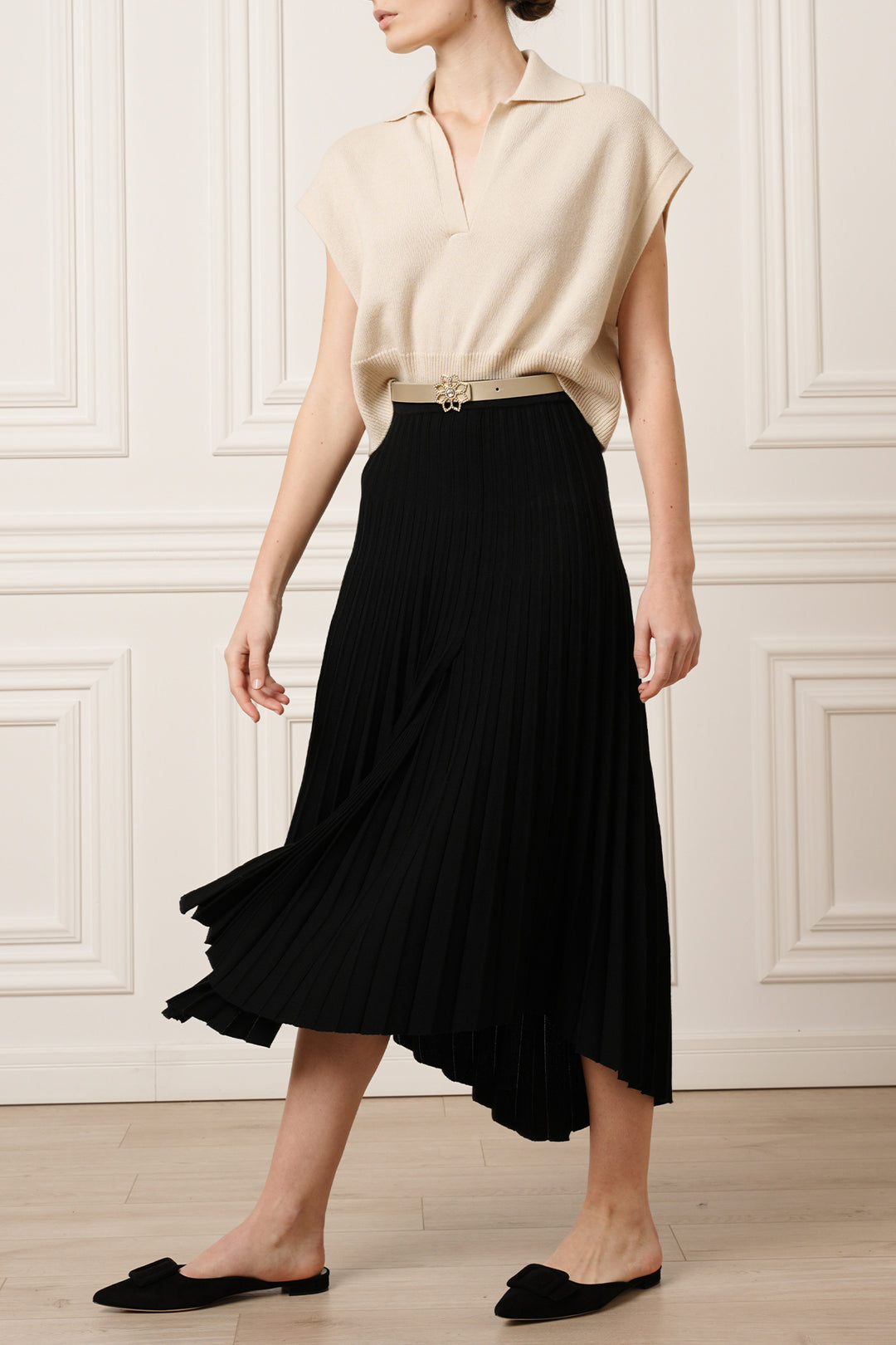 Lia Jersey Wool Pleated Midi Skirt in Black