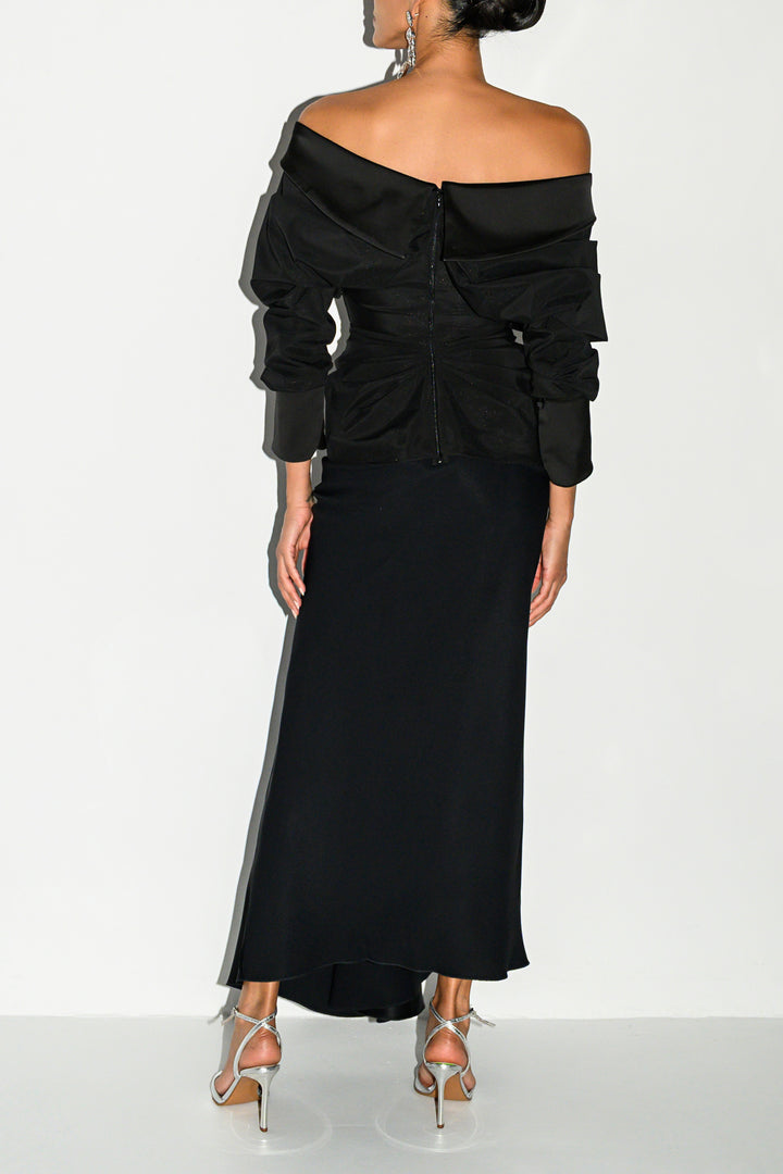 Sylvie Midi Skirt In Black