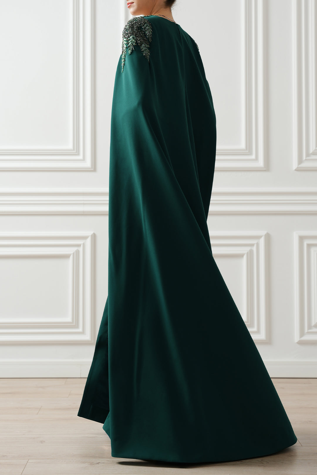 Aesha Cape Dress In Ivy-Green