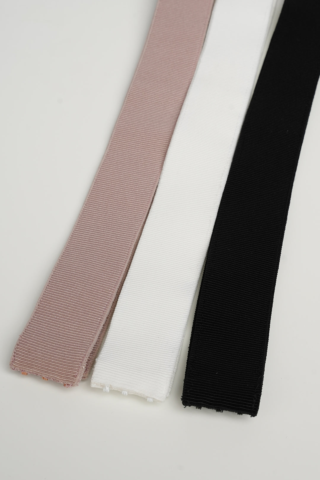 Xenis Front Metal Belt In Silver-tone